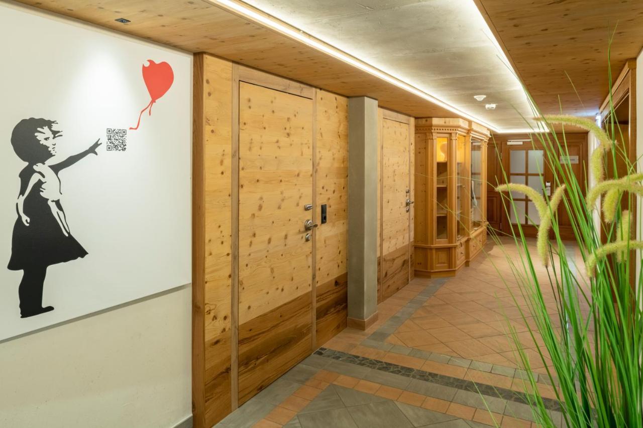 Olympia Hotel 4*