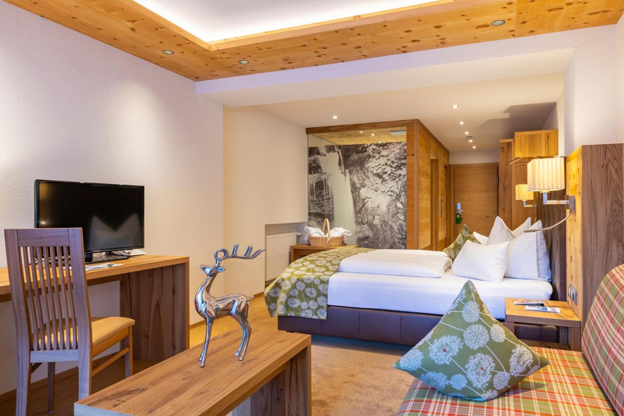 Hotel Olympia 4*